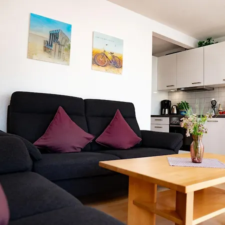 Dünenstraße 18 Haus Ostseedüne 2 *